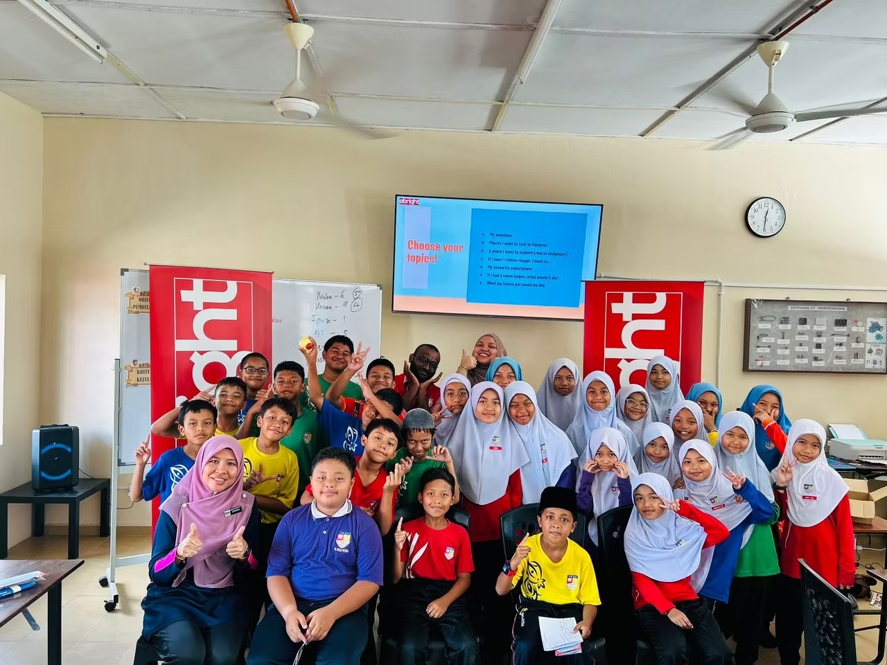 Group photo from an Ebright event