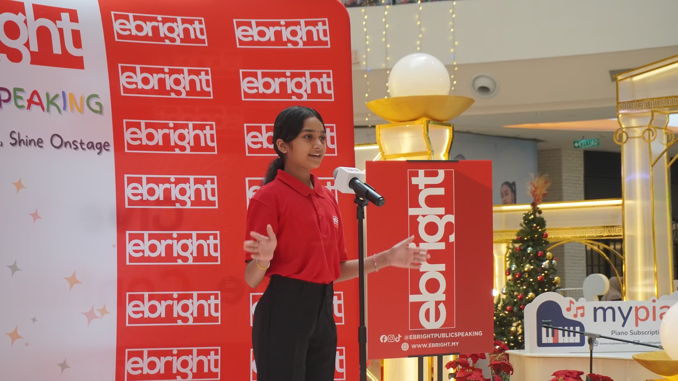 Children presenting at a showcase event